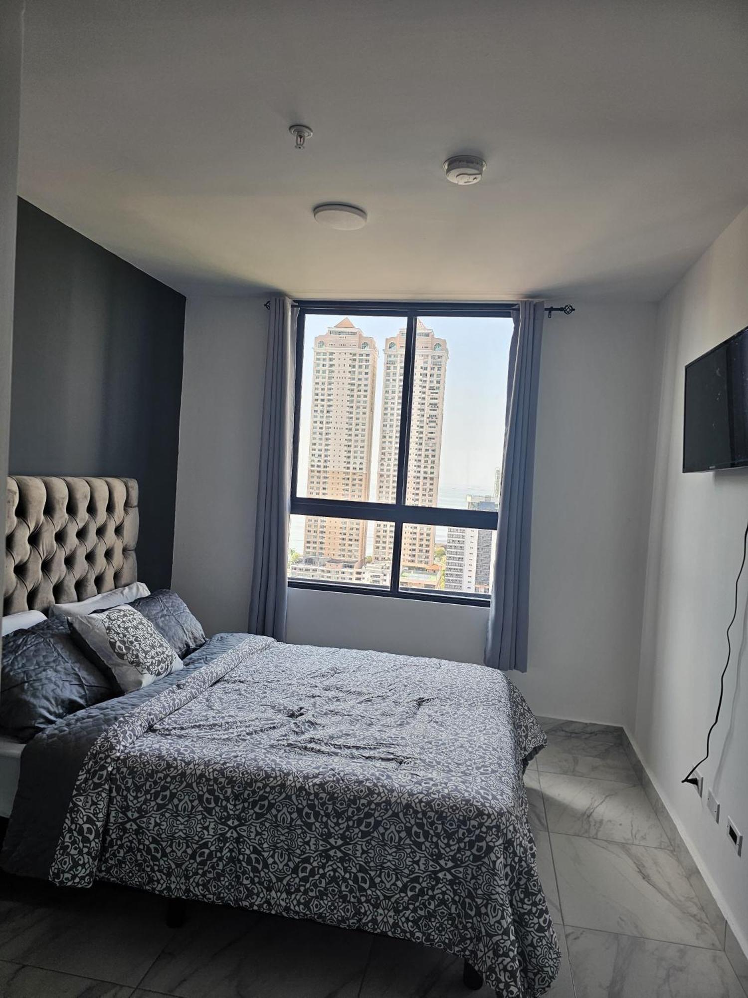 Entire Apartment Accommodation Downtown Panama Панама Экстерьер фото